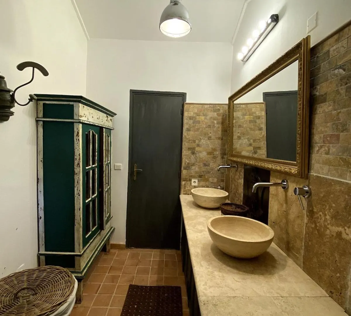 Maison Entiere 5 Min Du Centre D'Avignon Les Angles  Holiday home