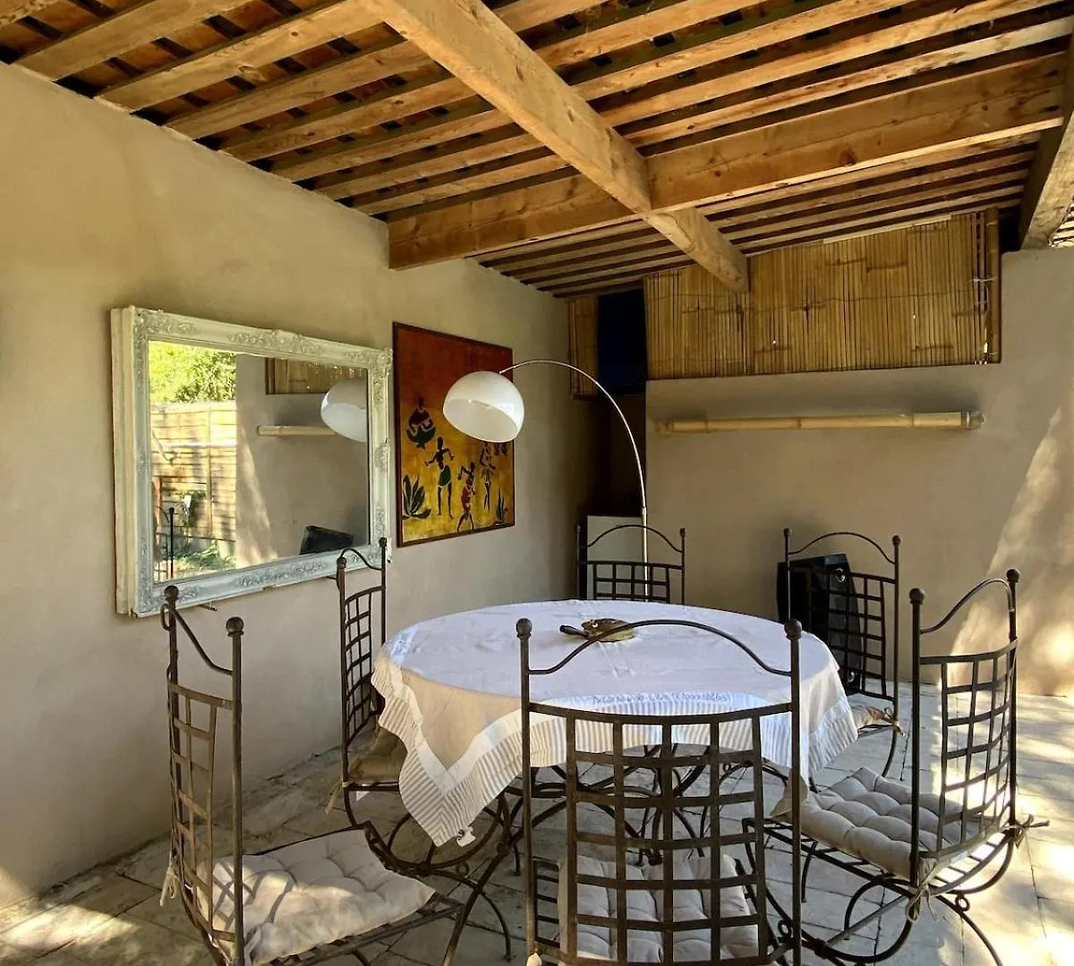 Holiday home Maison Entiere 5 Min Du Centre D'Avignon Les Angles